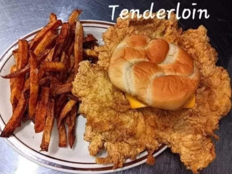 rocketbargrill1 768x577
