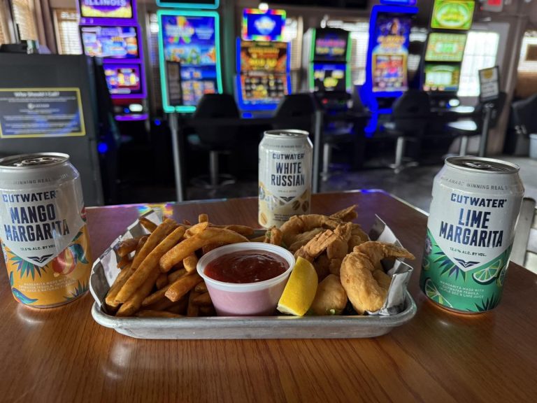 Dockside Bar Grill 3 768x576