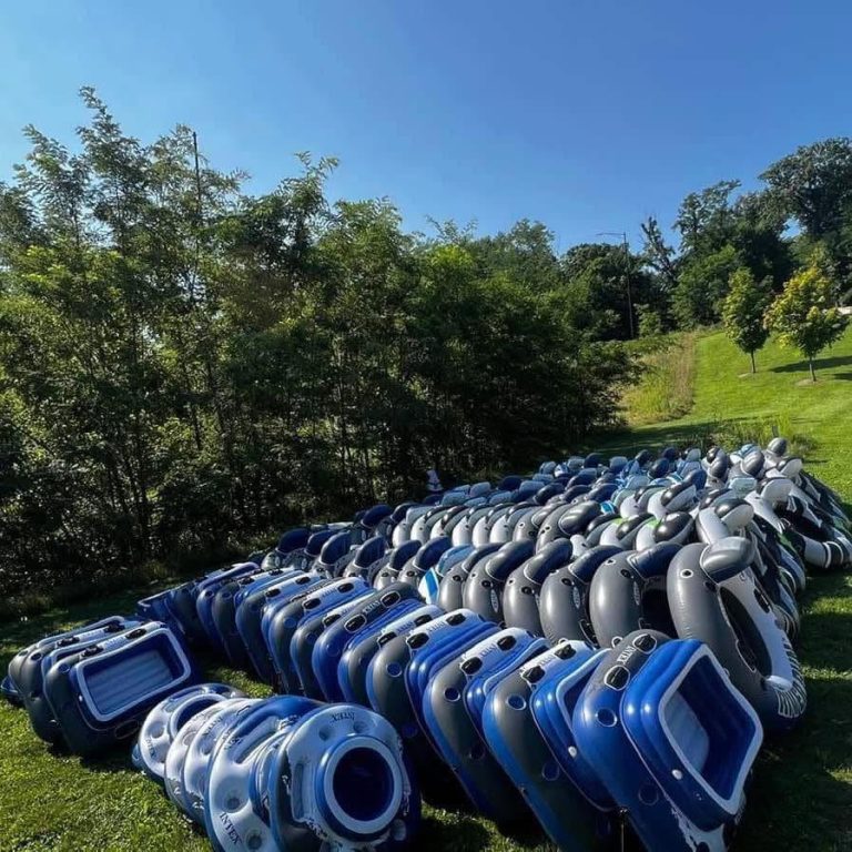 River Bum Rafting 1 768x768